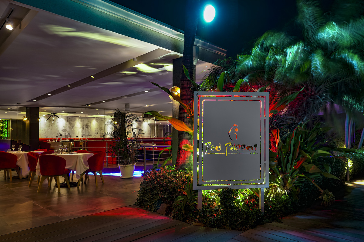 Red Parrot Restaurant Exterior